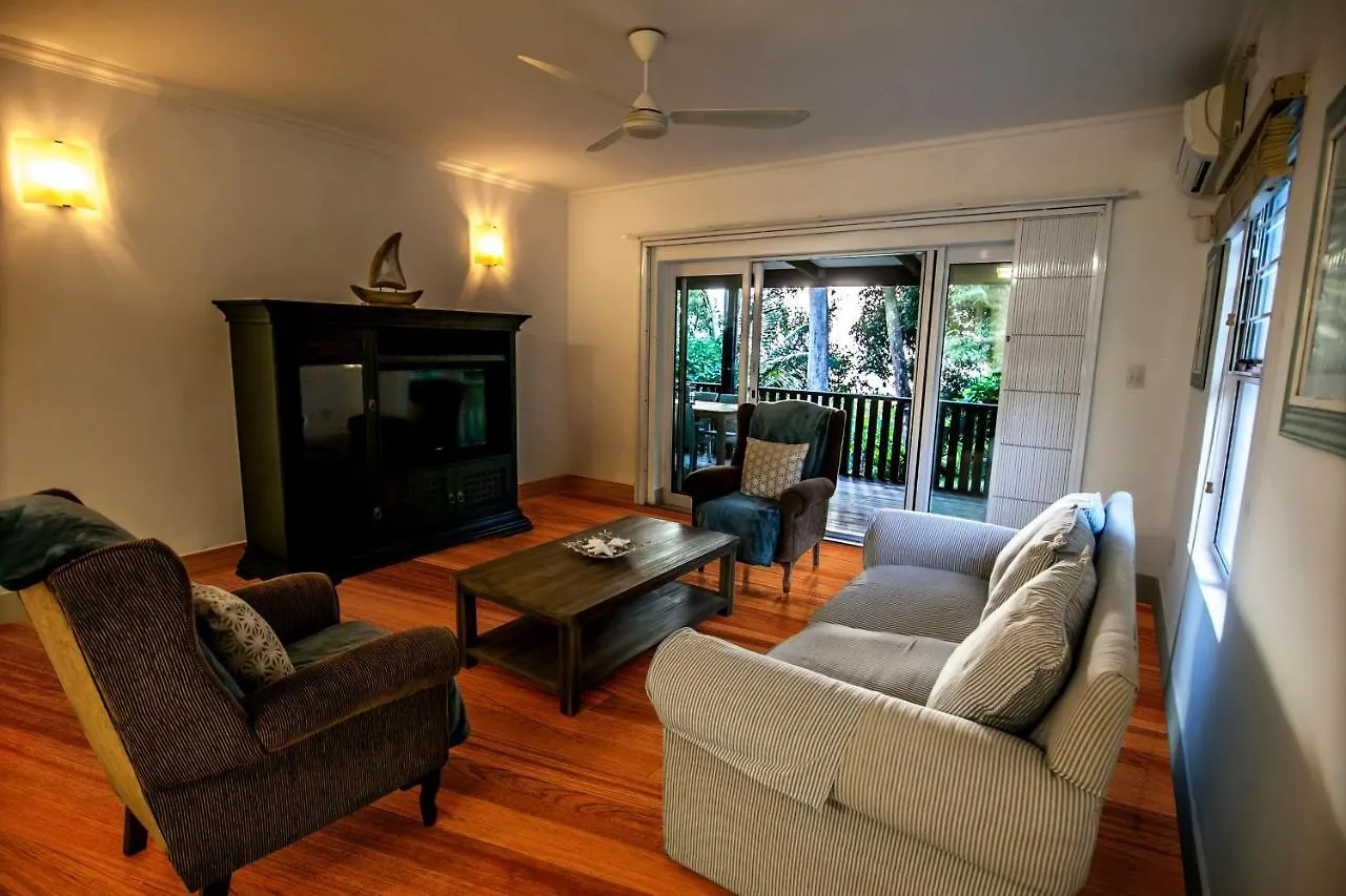 Apartament Red Coconut Self-Catering Baie Lazare