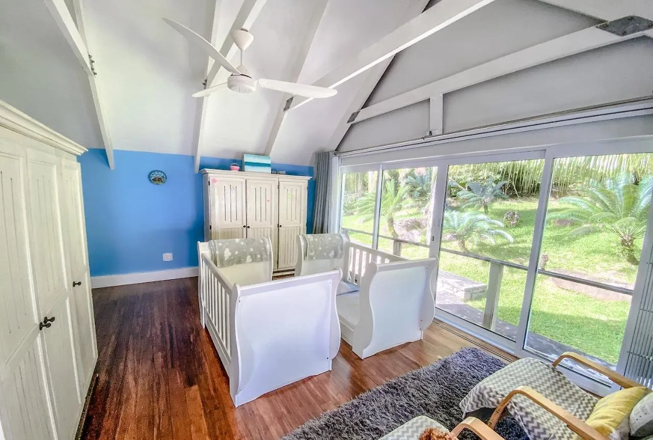 Apartament Red Coconut Self-Catering Baie Lazare  0*, Baie Lazare (Mahe) Seszele