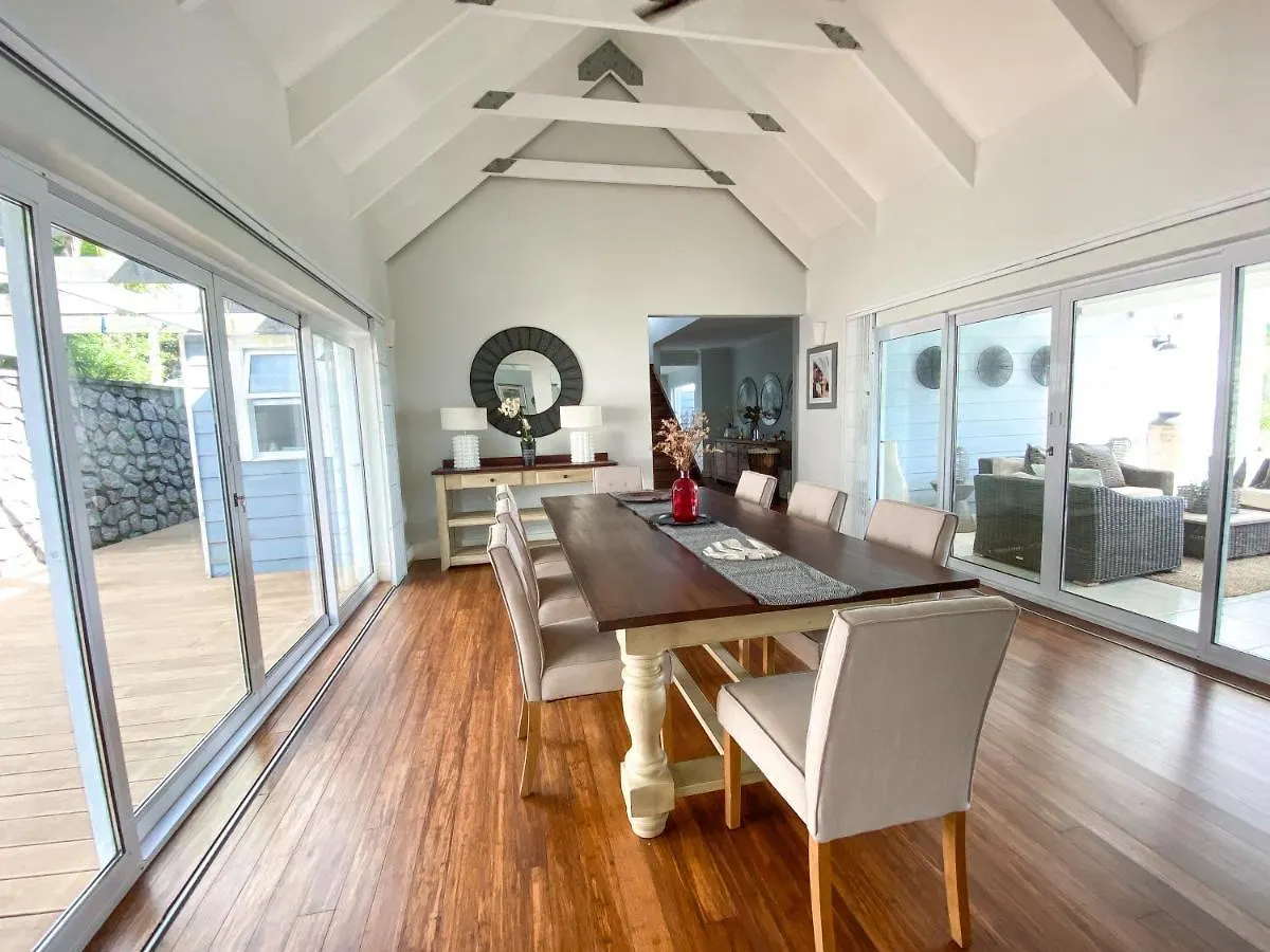 Red Coconut Self-Catering Apartment Baie Lazare  0*, Baie Lazare (Mahe) Seychelles