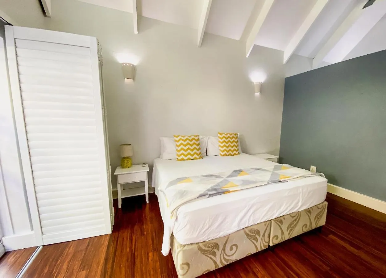 Apartament Red Coconut Self-Catering Baie Lazare  0*, Baie Lazare (Mahe)